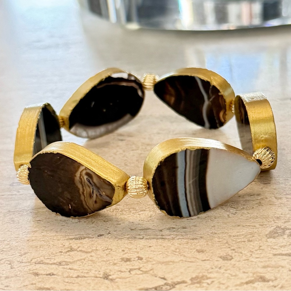 Hand Crafted Natural Black Agate and 14K Gold Teardrop Bead Bracelet